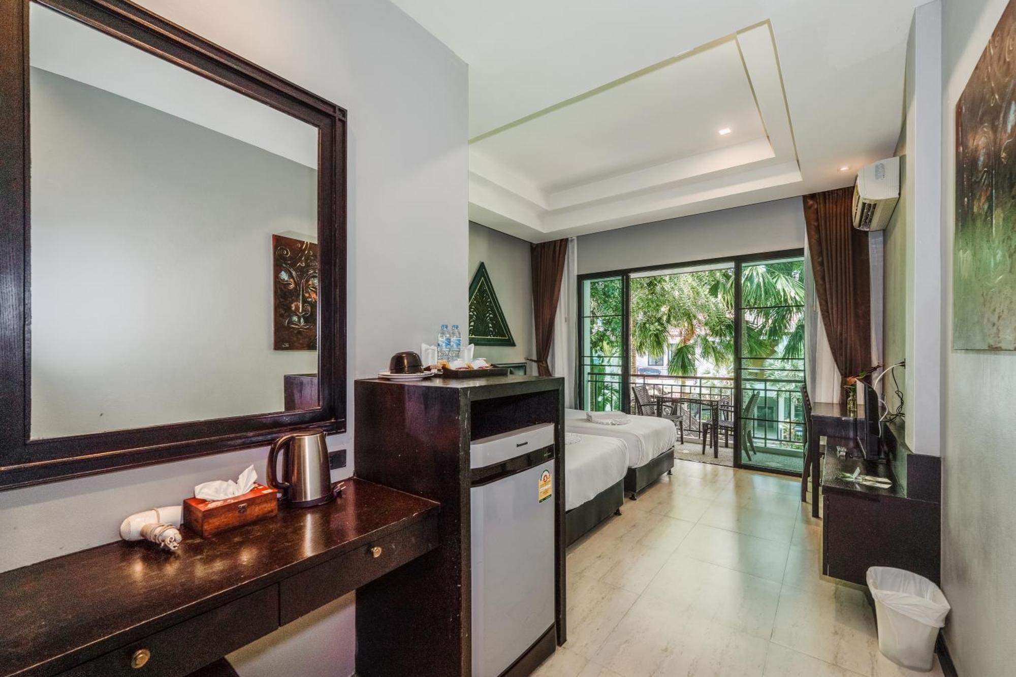 Coco Paradiso Phuket Sha Eksteriør billede
